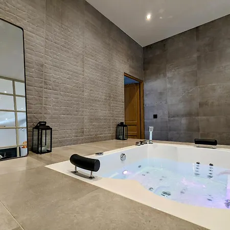 My'deting - Jacuzzi * Roanne